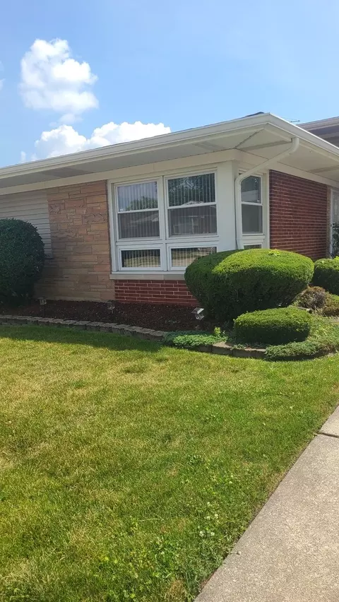 16347 Ingleside Ave, South Holland, IL 60473