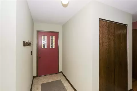 Entry Way - 416 W North Ave, Bartlett, IL 60103 photo 1 of 1