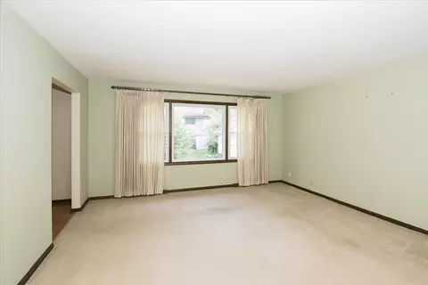Living - 416 W North Ave, Bartlett, IL 60103 photo 2 of 5