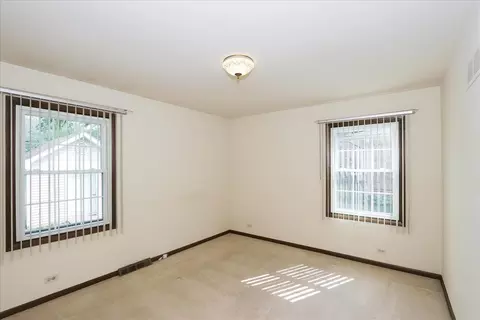 Bedroom - 416 W North Ave, Bartlett, IL 60103 photo 1 of 4