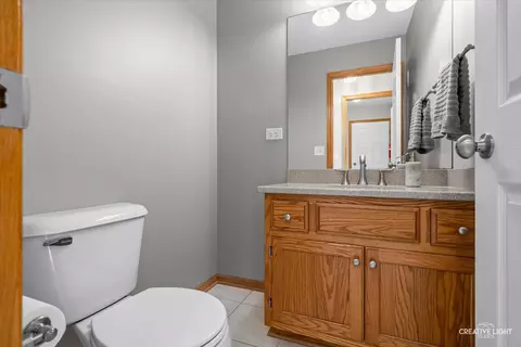 Bath - 4816 Daggets Ct, Naperville, IL 60564 photo 1 of 3
