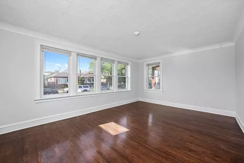 Living - 432 E 88th St, Chicago, IL 60619 photo 4 of 6