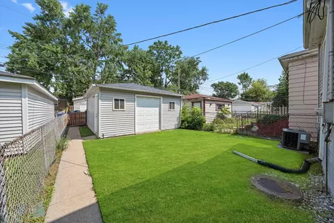 Exterior - 432 E 88th St, Chicago, IL 60619 photo 5 of 6