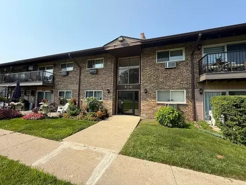 816 E Old Willow Rd #116, Prospect Heights, IL 60070