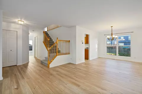 577 Greystone Ln, Bolingbrook, IL 60440 photo 14
