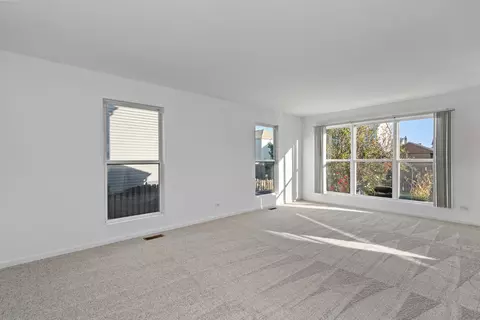577 Greystone Ln, Bolingbrook, IL 60440 photo 11