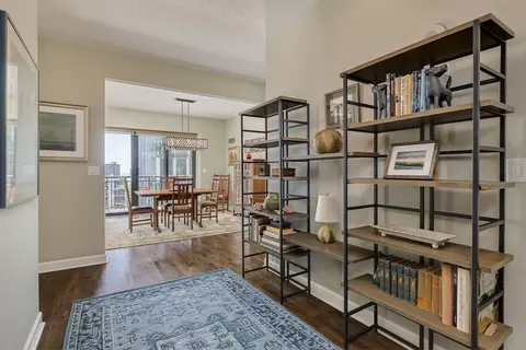 Entry Way - 41 E 8th St #1401, Chicago, IL 60605 photo 1 of 2