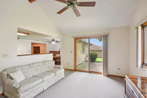 1032 Edgewater Dr, Morris, IL 60450 photo 13