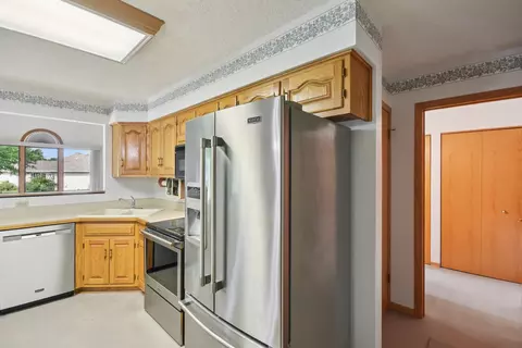 1032 Edgewater Dr, Morris, IL 60450 photo 6