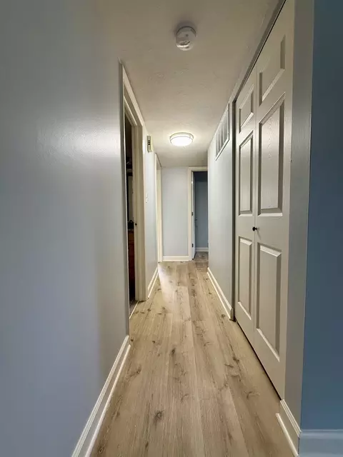 Entry Way - 121 Lucille Ct #A, Bartlett, IL 60103 photo 1 of 1