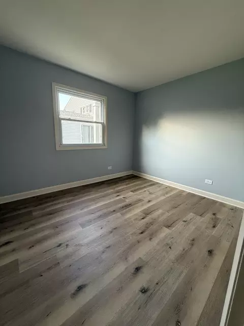 Bedroom - 121 Lucille Ct #A, Bartlett, IL 60103 photo 1 of 6