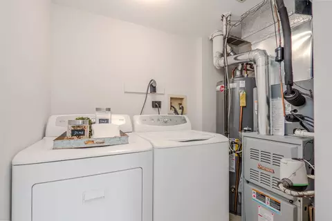Other - 1199 N Pin Oak Trl, Aurora, IL 60506 photo 5 of 6