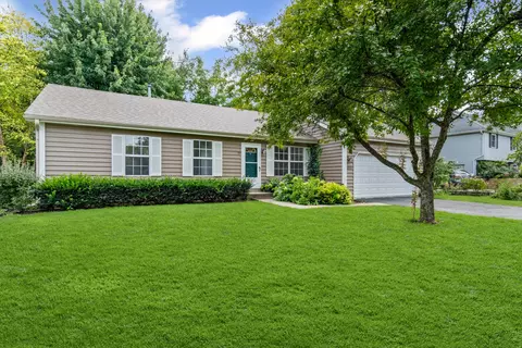 810 Main St, West Chicago, IL 60185