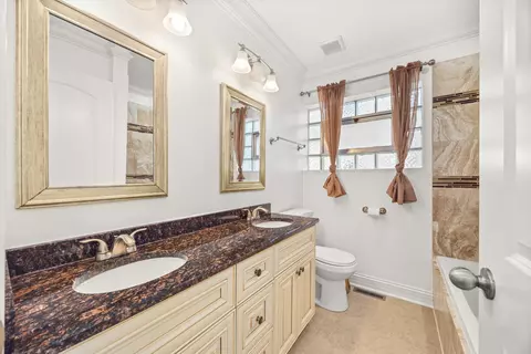6613 S Kenneth Ave, Chicago, IL 60629 photo 12