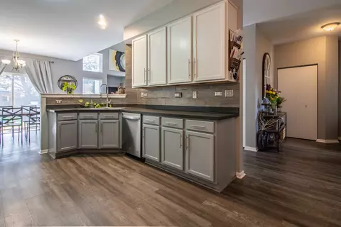 7030 Creekside Dr #7030, Plainfield, IL 60586 photo 7
