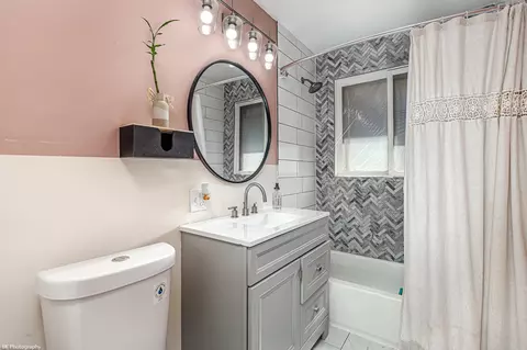 Bath - 403 S Washington St, Wheaton, IL 60187 photo 1 of 2