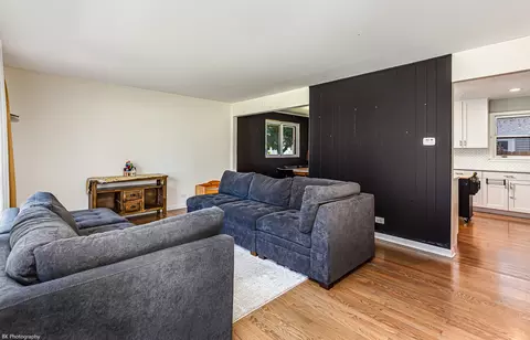 Living - 403 S Washington St, Wheaton, IL 60187 photo 1 of 3