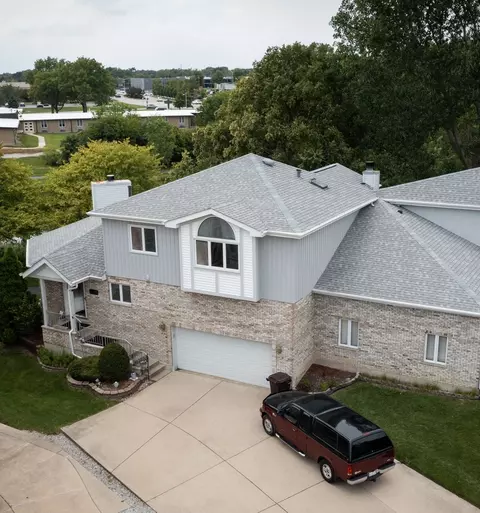 6954 Kingston Ct, Tinley Park, IL 60477