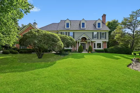 15 S Wynstone Dr, North Barrington, IL 60010