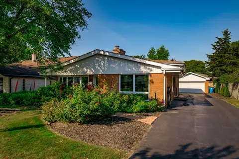 128 S Linden Ave, Elmhurst, IL 60126