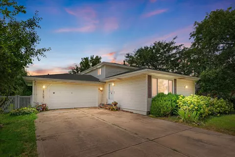 340 Kristina Dr, Bourbonnais, IL 60914