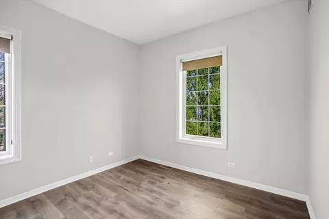 Bedroom - 120 Kimball St, Elgin, IL 60120 photo 1 of 2