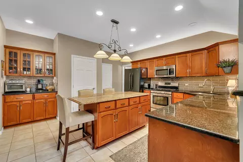1289 Heritage Dr, Morris, IL 60450 photo 7
