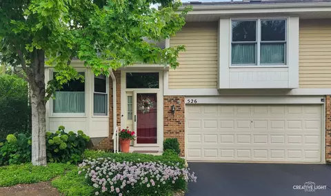 526 River Front Cir, Naperville, IL 60540