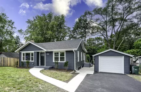 33066 N Ridge Rd, Grayslake, IL 60030