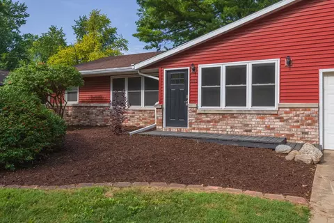 Other - 213 Cambridge Dr, Normal, IL 61761 photo 9 of 10