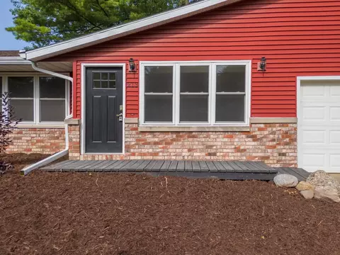 Other - 213 Cambridge Dr, Normal, IL 61761 photo 2 of 10