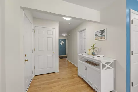 Entry Way - 3115 Compton Rd, Aurora, IL 60504 photo 2 of 2