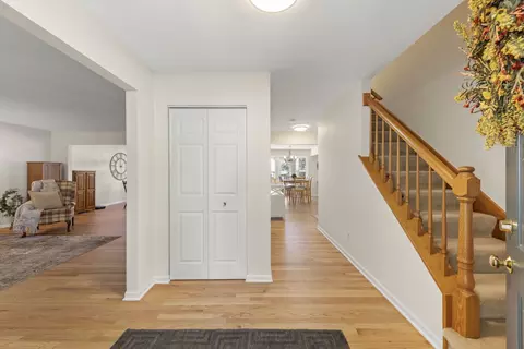 Entry Way - 3115 Compton Rd, Aurora, IL 60504 photo 1 of 2