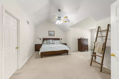 Bedroom - 3115 Compton Rd, Aurora, IL 60504 photo 1 of 6