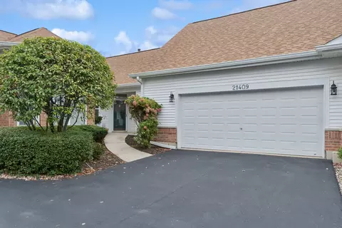 21409 W Douglas Ln, Plainfield, IL 60544