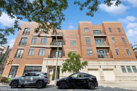 1600 N Marshfield Ave #304, Chicago, IL 60622