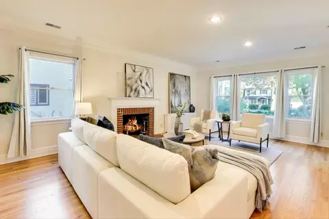 Living - 534 Lathrop Ave, River Forest, IL 60305 photo 2 of 3