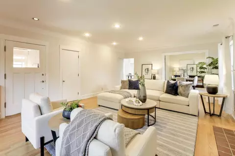 Living - 534 Lathrop Ave, River Forest, IL 60305 photo 3 of 3