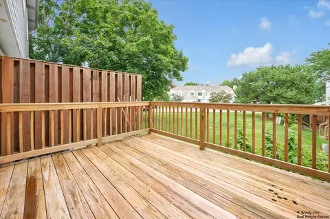 Exterior - 309 Peppertree Ln, Aurora, IL 60504 photo 2 of 3