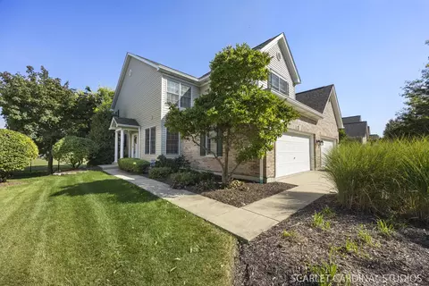 1 N153 Mission Ct, Winfield, IL 60190