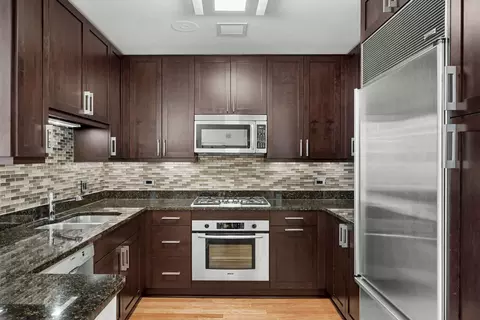Kitchen - 60 E Monroe St #4703, Chicago, IL 60603 photo 1 of 3