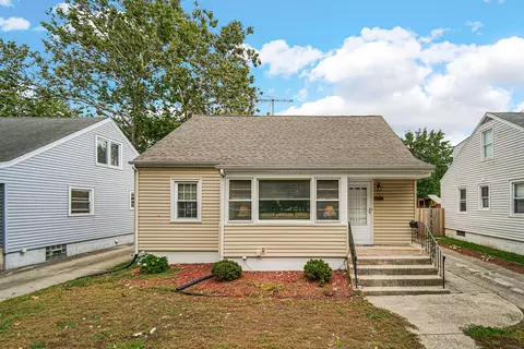 17935 Oakley Ave, Lansing, IL 60438