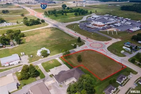 1711 Morgan Ave, Marion, IL 62959