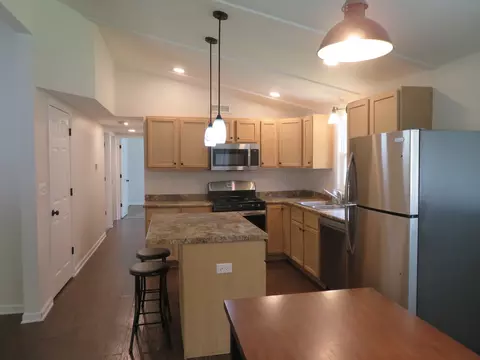 Kitchen - 1310 Mabel Ct, Morris, IL 60450 photo 4 of 4