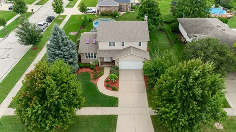 18809 Camden Ct, Mokena, IL 60448
