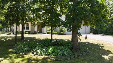 630 Huntley Ter, Crete, IL 60417
