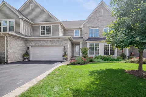 512 Stone Canyon Cir, Inverness, IL 60010