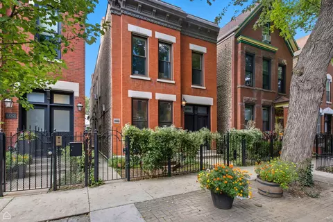1036 N Honore St, Chicago, IL 60622