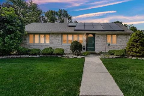 5101 W 101st St, Oak Lawn, IL 60453