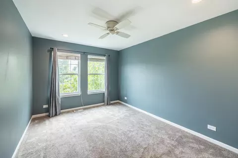 Bedroom - 3086 Wickenden Ave, Elgin, IL 60124 photo 3 of 5